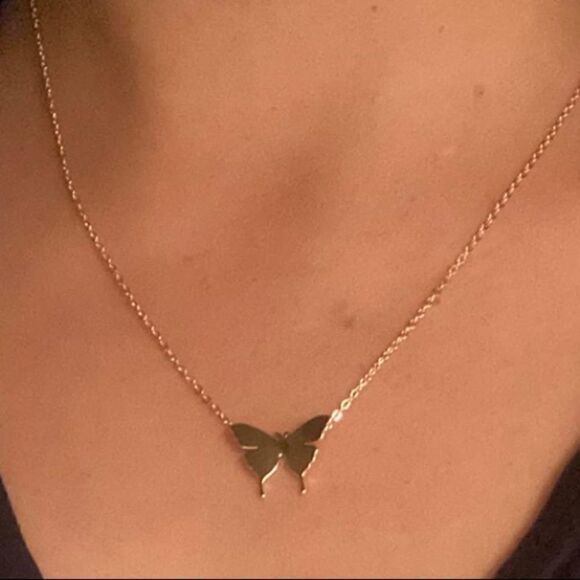 18k Gold Butterfly Initial Necklace - Picture 1 of 10